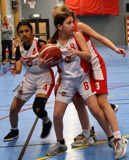 Supertjejerna krigar på bra mot Blackeberg Beckombergas div1-lag