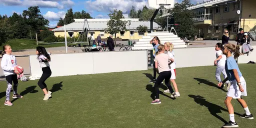 Full fart på Vibyplanen! 3 mot 3, vinnardunken, grill, kiosk, stress och vinnare!