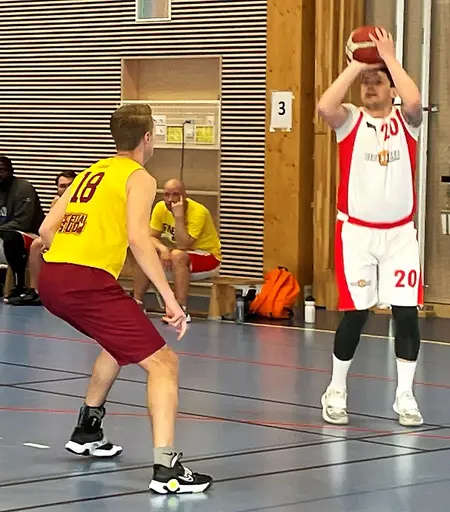Herrarna i Div 4 förlorar en mycket jämn match mot Central