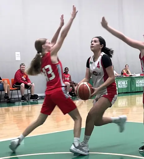 18+1 supertjejer åkte till Espoo utanför Helsingfors och spelade fantastiska Espoo Cup. En kanonstart på säsongen!