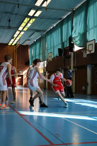 Blandade matchbilder från Skövde basketcup 29 april - 1 maj 2023