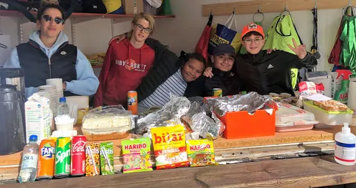 Full fart på Vibyplanen! 3 mot 3, vinnardunken, grill, kiosk, stress och vinnare!