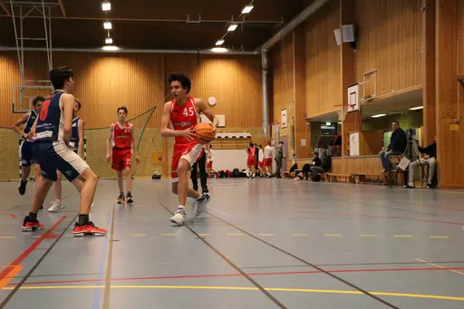 Blandade matchbilder från Skövde basketcup 29 april - 1 maj 2023