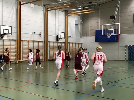 24/3-2018: Tuff och jämn match mot Central