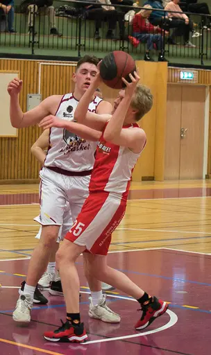 En riktig kämpaseger som efter en buzzle-beeer ava Viby gav förlängning där de vann med ett helt poäng.