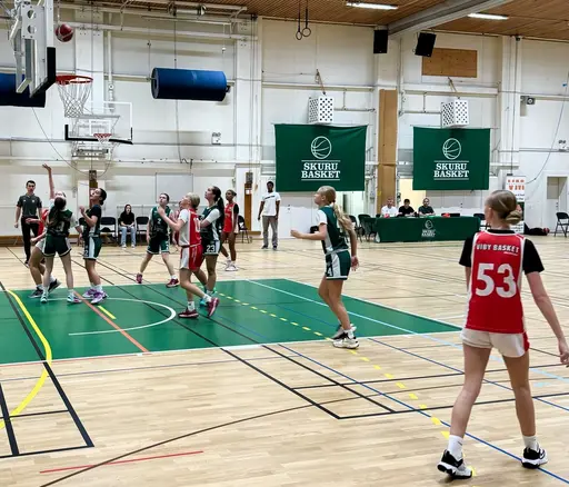 Vita laget mot Skuru (inga bilder från Röda matchen denna helg)