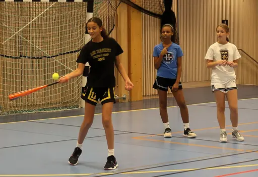 Traditionellt körde vi lite baseball/brännboll, amerikansk fotboll o fika dagen efter cupen. Avslutade med Willy Wonkas magiska godishattar som gjorde tungorna blåa! 😋