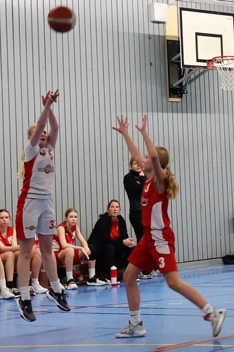 Supertjejerna besegrar Blackeberg Beckomberga med 56-32.