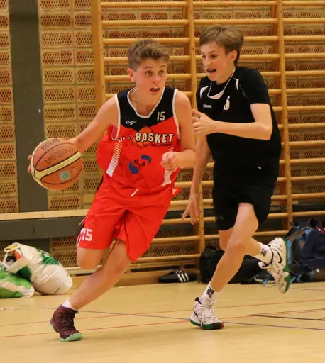 Taktik, mot Djursholm, Lerum, tyskar, Kungsbacka o Nässjö (Mats fotograf)