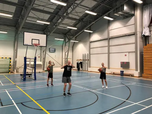 11/7-2019: Uppstartsläger på Åland för F05-02, en rolig och tuff vecka med massor av träning. Vi hittade också en ny kompis, katten Gurkan (Alicia valde namn).
