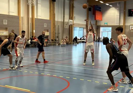 Vibys herrar hämtade upp men tappade tyvärr igen 