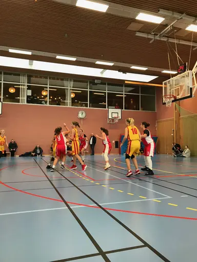 27/10-2018: Hemmamatch i simhallen mot Åkersberga F04:a. 