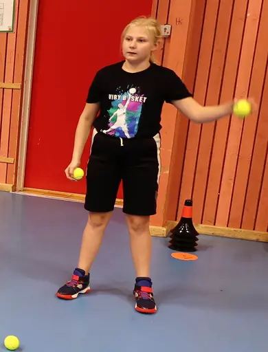 Vi började med jonglering!