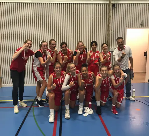 8/9-2019: A-Brons för F04 i uppstarts cupen i Blackeberg efter en välspelad tunering!