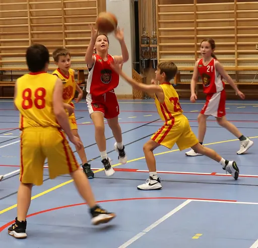 Kämpatag mot Åkersbergas P10 i Rotebrohallen