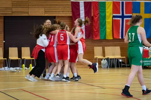 05/26-2019: Bilder från finalen i Lampe Open 2019 där vi van mot Finska Turun Riento (41-38) efter en jämn match! Matchens lirare blev #21 Amanda Unger!   Foto: Anders Tillgren  