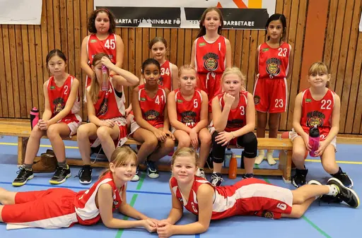 Full fart i Sollentuna Sporthallar! (klicka på bilderna för större)