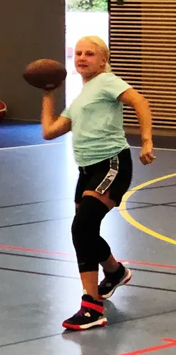 Förutom basket ägnade vi första veckan åt Frisbee, Brännboll, Baseball o Amerikansk fotboll