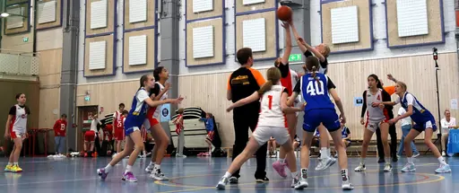 Supertjejerna tar A-Brons i Göteborgs Basketfestival