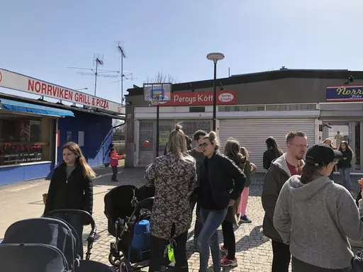 14/2-2018: Vi visar vårt stoooora intresse för att bygga en Vibyhall!