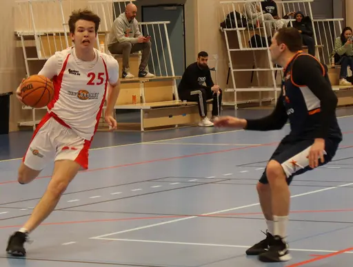 Vibys Herr2-boys besegrar Köping med +50 poäng!
