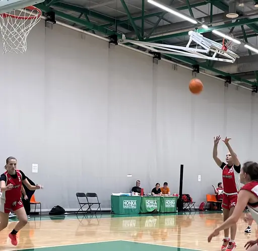 18+1 supertjejer åkte till Espoo utanför Helsingfors och spelade fantastiska Espoo Cup. En kanonstart på säsongen!