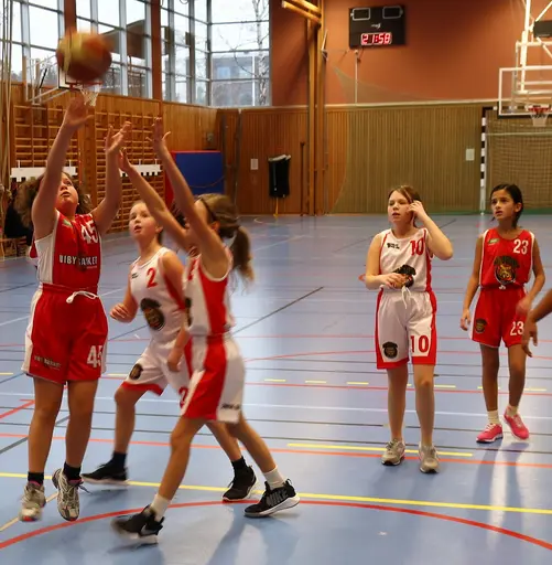 Full fart i Sollentuna Sporthallar! (klicka på bilderna för större)