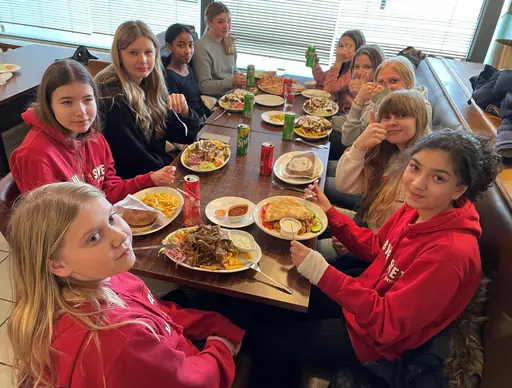 Först kikade vi på Vibys FU19 som slog Åkersberga i USM, sedan lunch och därefter skotträning!
