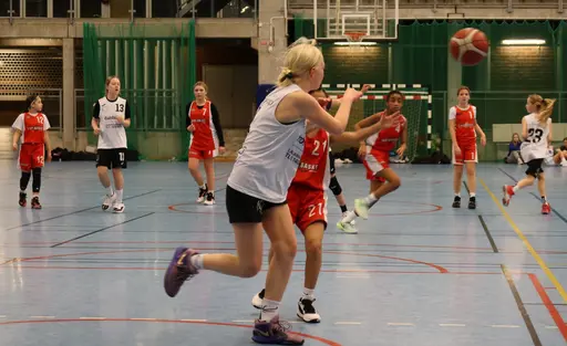 "Snackepaus" med danskorna? bolljakt, bekymrade coacher...