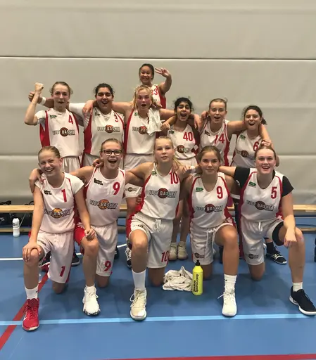 8/9-2019: A-Brons för F04 i uppstarts cupen i Blackeberg efter en välspelad tunering!