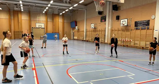 3 liv, Fight och 21