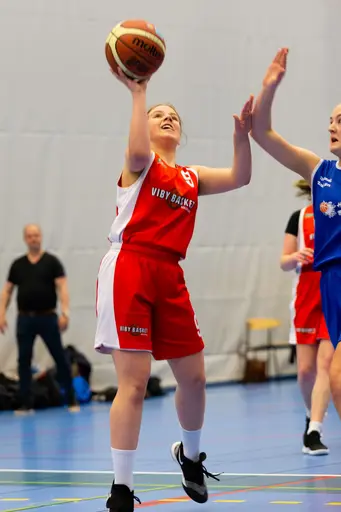 12/5-2019: Fantastiska bilder från finalen i Skövde Cup 2019. Vi spelade mot Wetterbygden Sparks och vann med 27-21! Foto: Lars Norlander