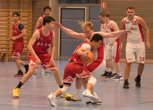 H4-boysen föll i en jämn fight mot kineserna i KKFS