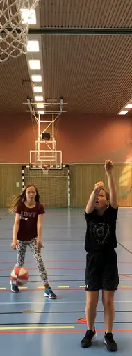 "Specialstress" och sedan massor med matchspel.