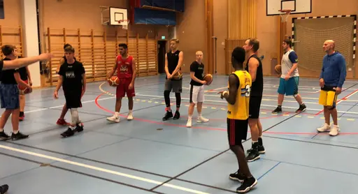 Full fart på träning!