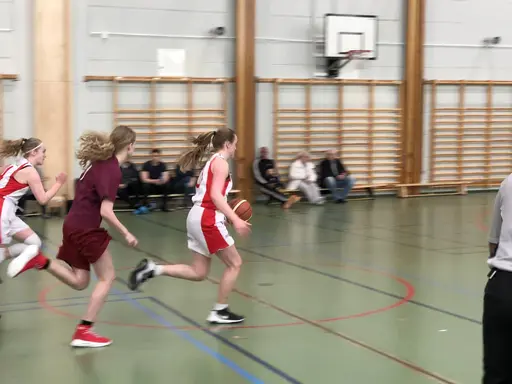 24/3-2018: Tuff och jämn match mot Central