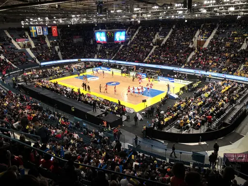 23/2-2018: Strax en vecka senare än damernas landskamp på Hovet spelar herrarna och vi är självklart där!