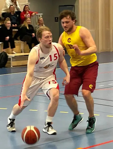 Herrarna i Div 4 förlorar en mycket jämn match mot Central