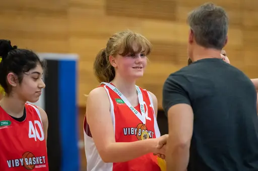 05/26-2019: Bilder från finalen i Lampe Open 2019 där vi van mot Finska Turun Riento (41-38) efter en jämn match! Matchens lirare blev #21 Amanda Unger!   Foto: Anders Tillgren  