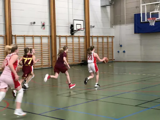 24/3-2018: Tuff och jämn match mot Central
