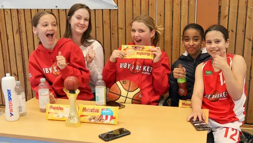 Supertjejerna kom 3:a i vår egna cup Bye-Bye EB som spelades i Sollentuna Sporthallar A o B