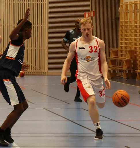 Vibys Herr2-boys besegrar Köping med +50 poäng!