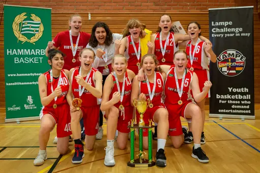 05/26-2019: Bilder från finalen i Lampe Open 2019 där vi van mot Finska Turun Riento (41-38) efter en jämn match! Matchens lirare blev #21 Amanda Unger!   Foto: Anders Tillgren  