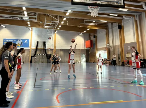 Segrarna mot Haga Haninge och match mot Sigtuna
