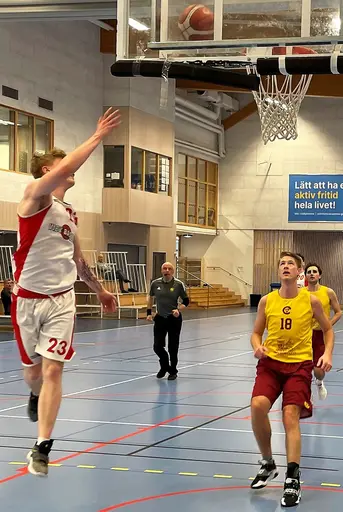 Herrarna i Div 4 förlorar en mycket jämn match mot Central