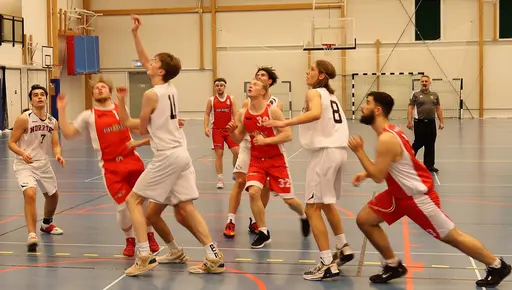 Vibys herrar besegrar Norrort efter förlängning