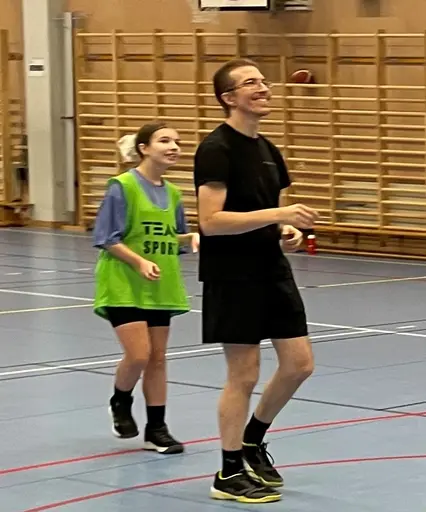 Elin-Daniel, Freja-Erik, Amanda-Patrik, Arushi-Farazee, Nevena-Dejan, Lisa-Carina, Emma-Martin, Selma-Steffi