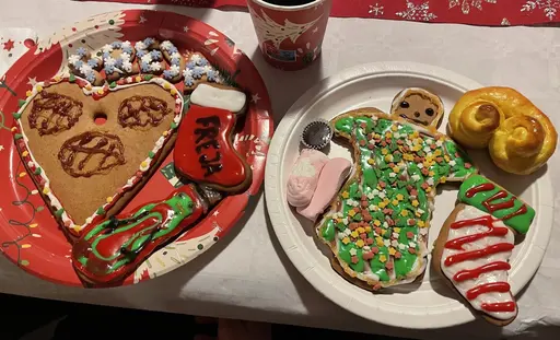 Lagaktivitet med kreativt Pepparkakstillverkning. Stort TACK till Selma o Steffi!