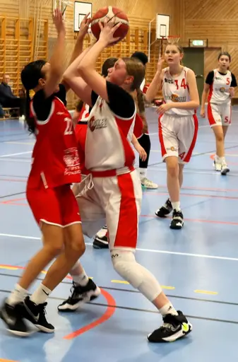 Supertjejerna levererar!