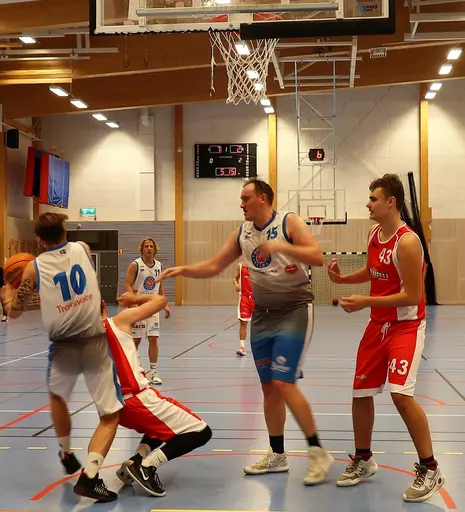 Fight i Edsbergshallen mot Tureberg